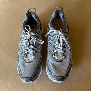 Hoka Clifton 4 Men's Gray and White Athletic Running Shoes